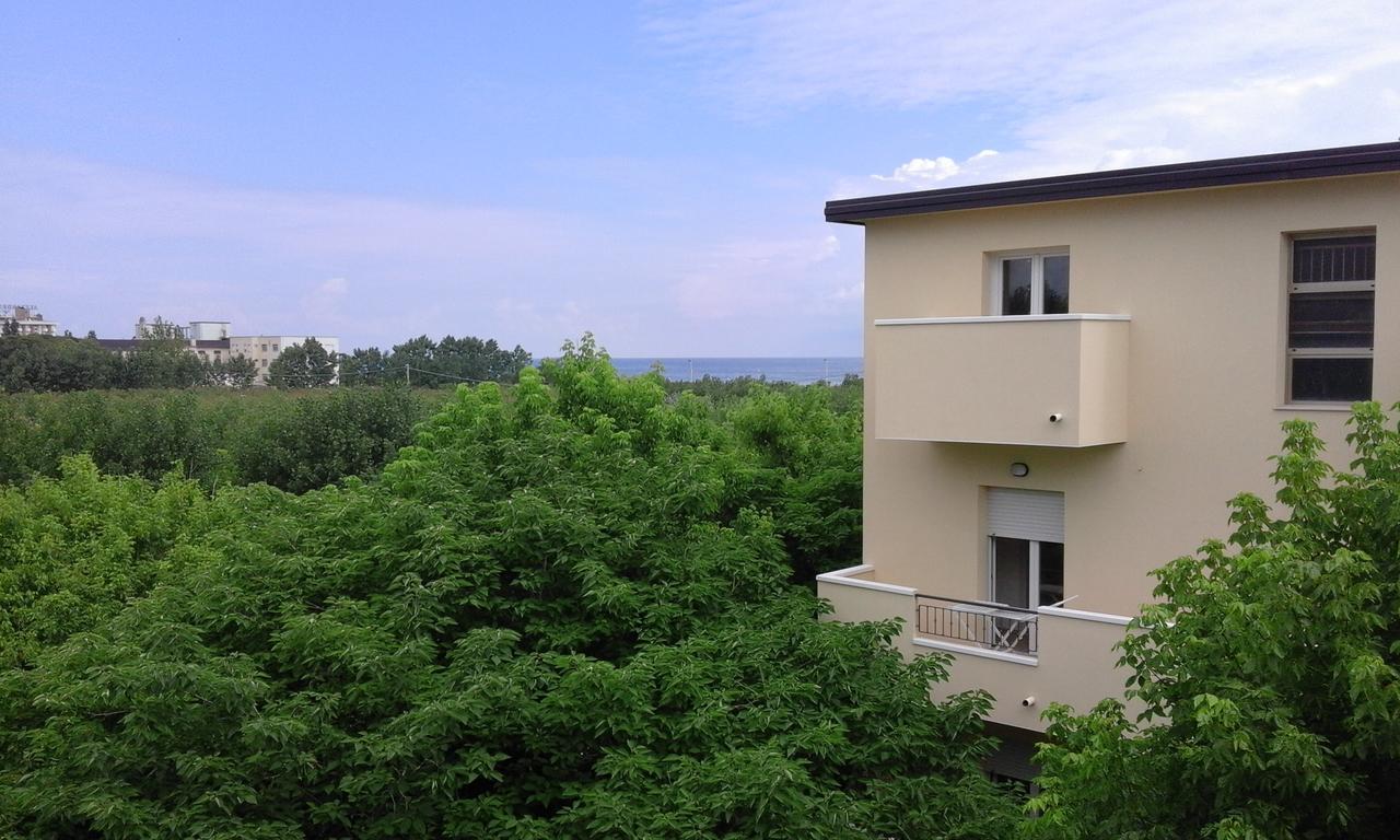 B&B - Meuble' - Hotel " Cordiale " Misano Adriatico Exteriér fotografie